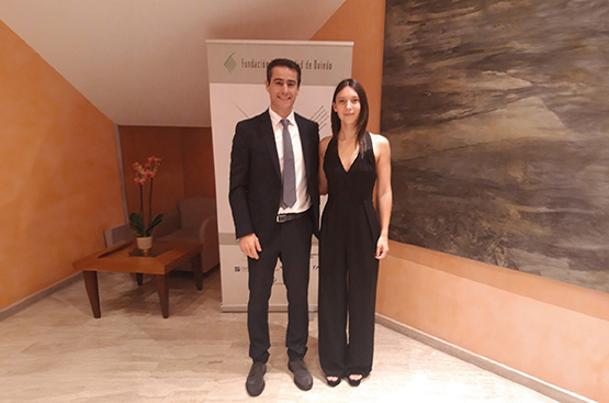 Ir a la noticia Ignacio del Río, gerente de Asturagua, entrega el 'Premio al mejor expediente académico del Grado en Ingeniería Civil' de la Universidad de Oviedo