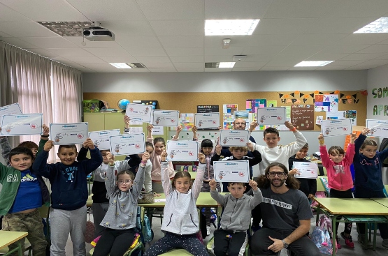 Ir a la noticia Los escolares de Primaria del colegio de Colombres aprenden a cuidar el agua y el medioambiente con Aqualogía